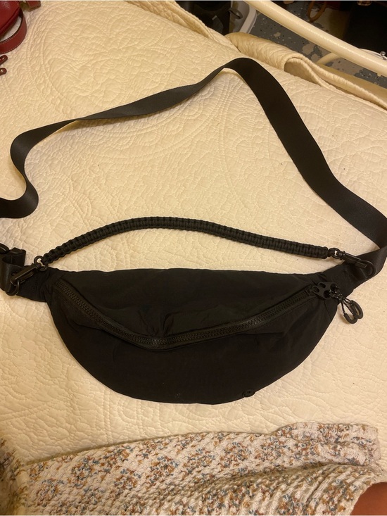 Handbags - Black Nylon Crossbody Belt Bag - Minimal Everyday Carry